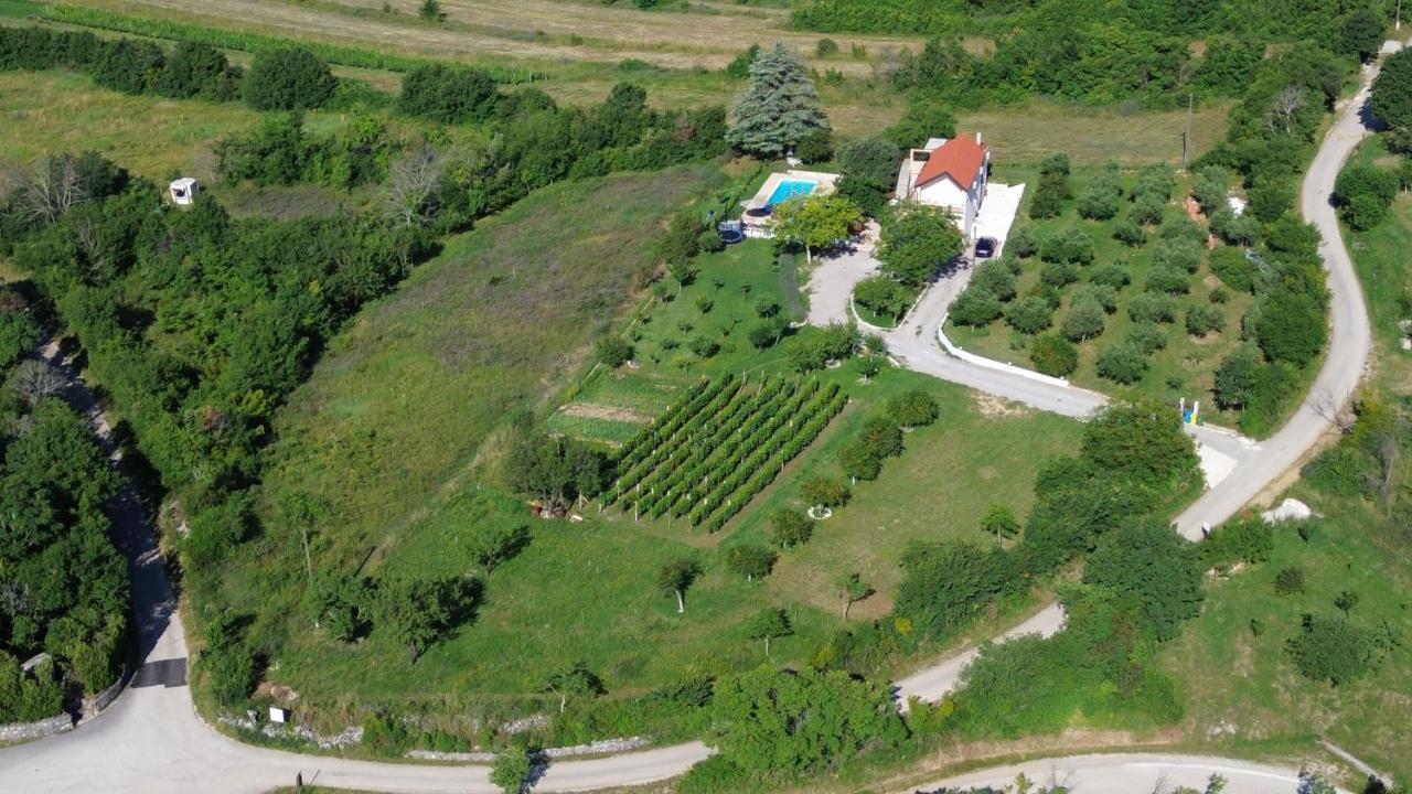 Villa Casa Di Oliva-House With Heated Pool & Jacuzzi In Trilj, Croatia Exterior foto